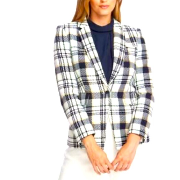 Vince Camuto Jackets & Blazers - *NWT* Vince Camuto one button blazer